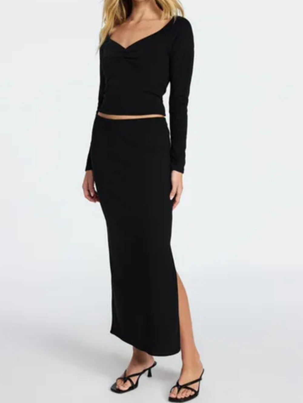 No Boundaries Women's Size XXL (20) Long Sleeve Ruched Front Top & Maxi Skirt